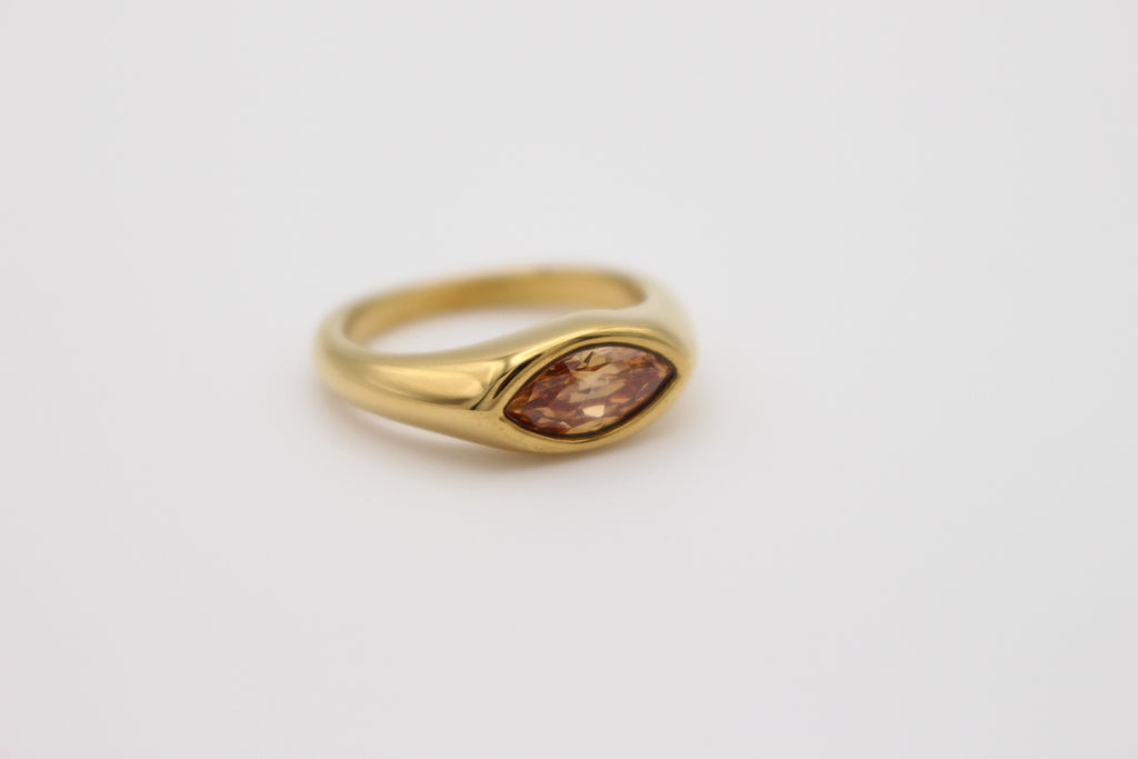 Aurelia Ring