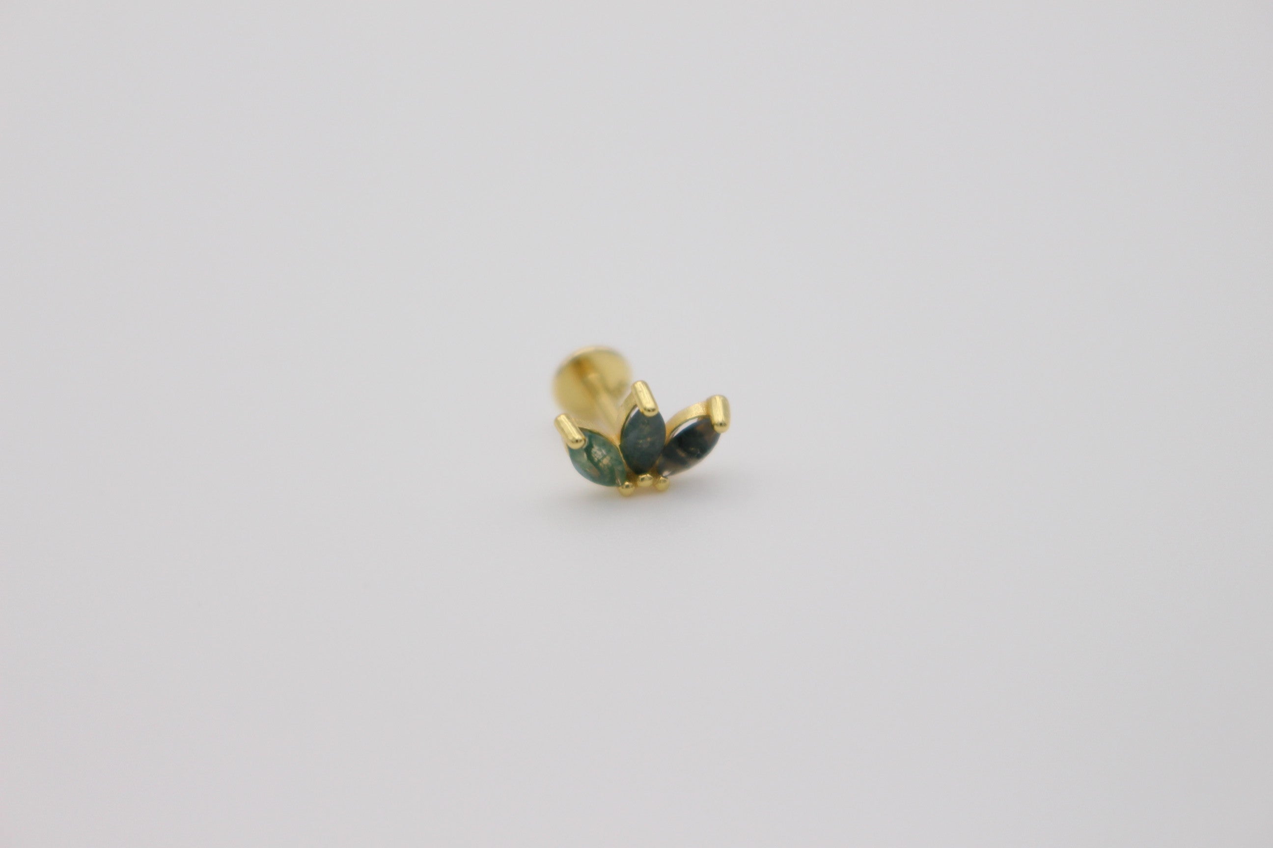 Lotus Moss Stud
