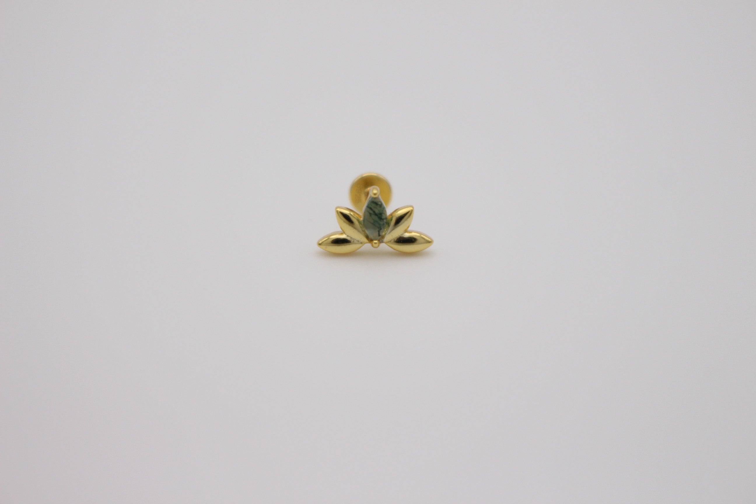 Lotus Stud