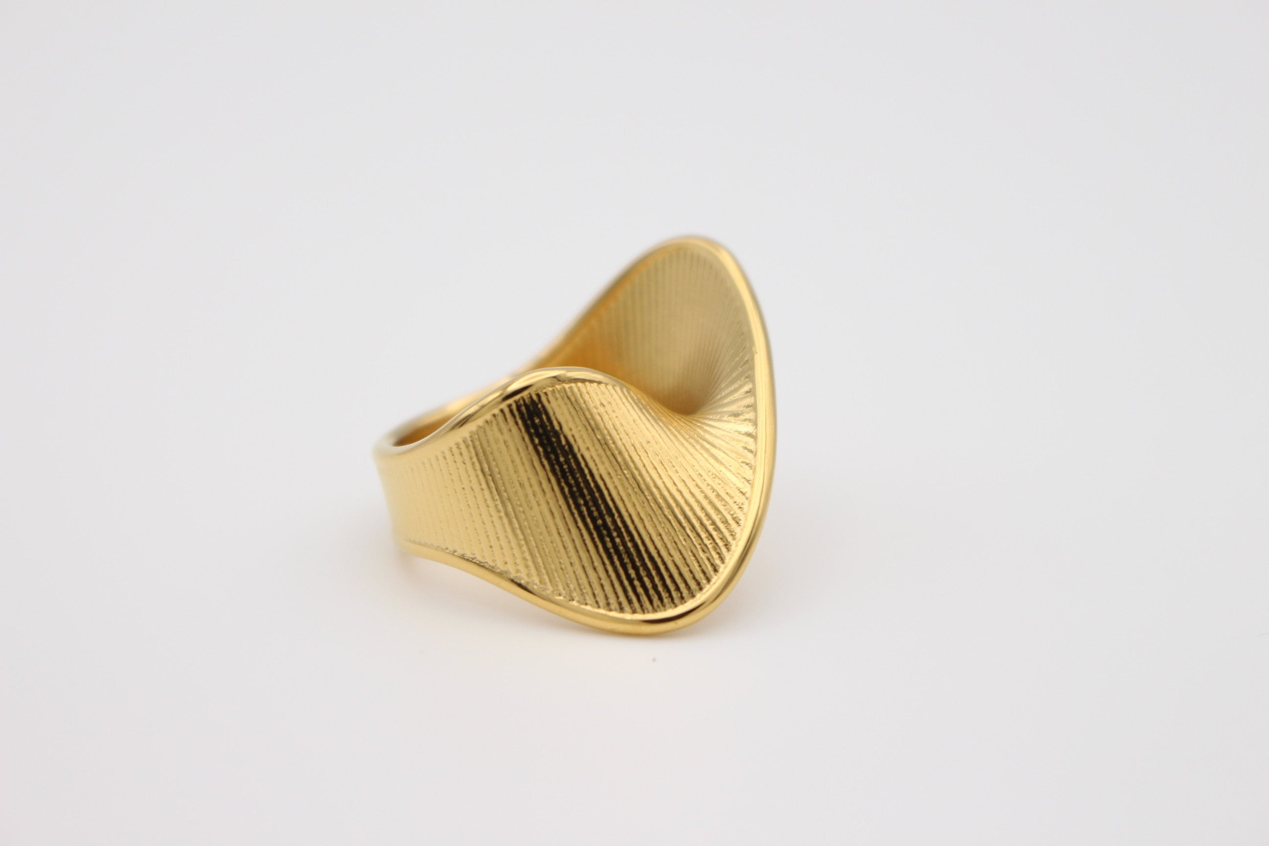 Sirocco Ring