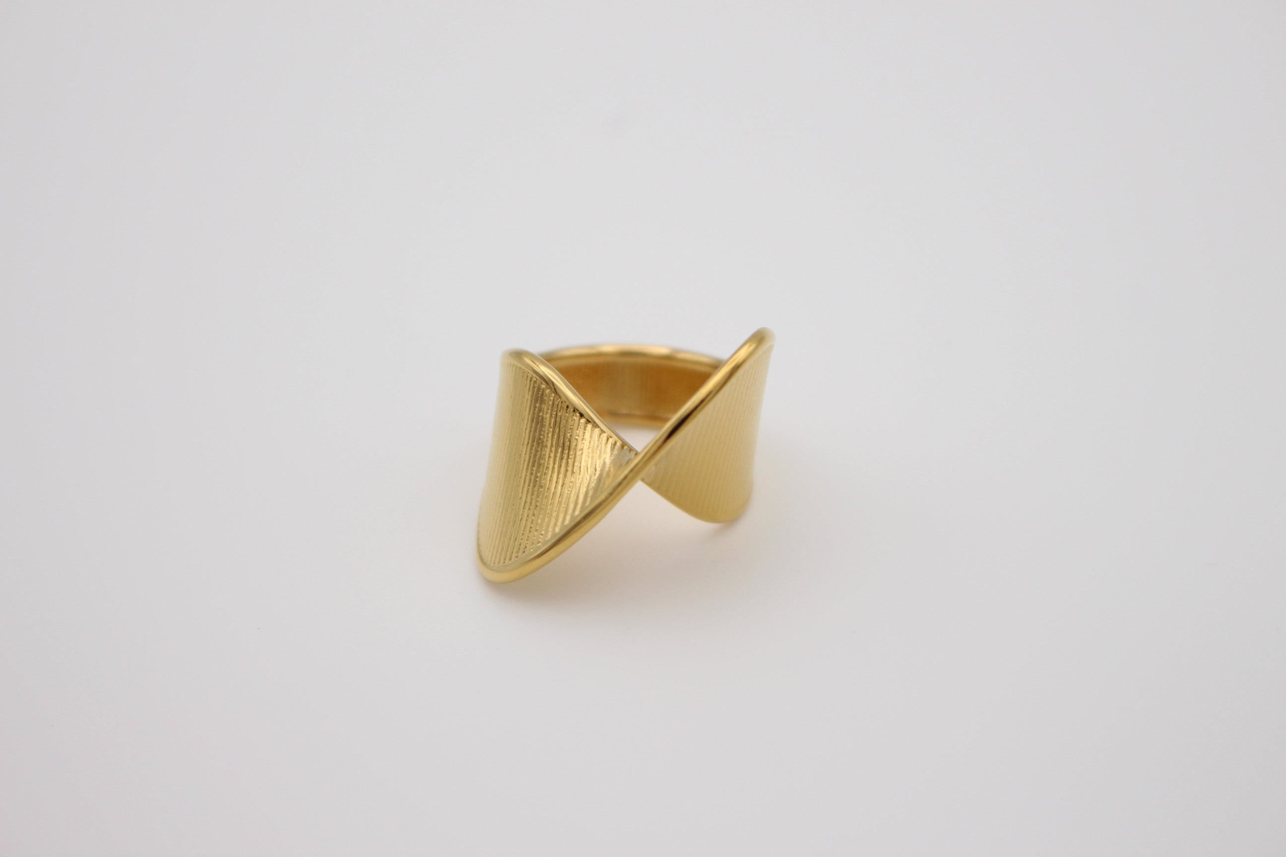 Sirocco Ring