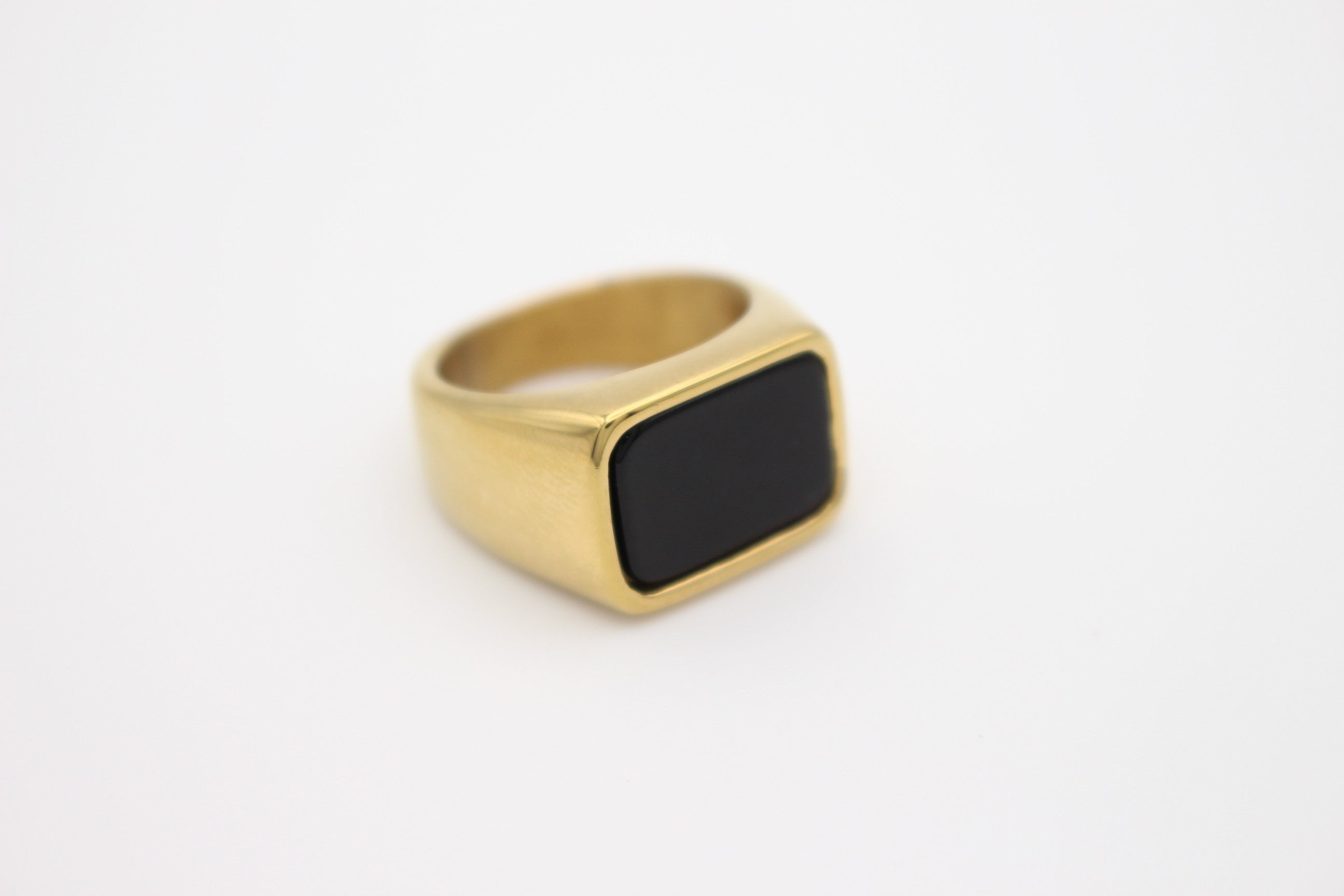 Nior Signet Ring