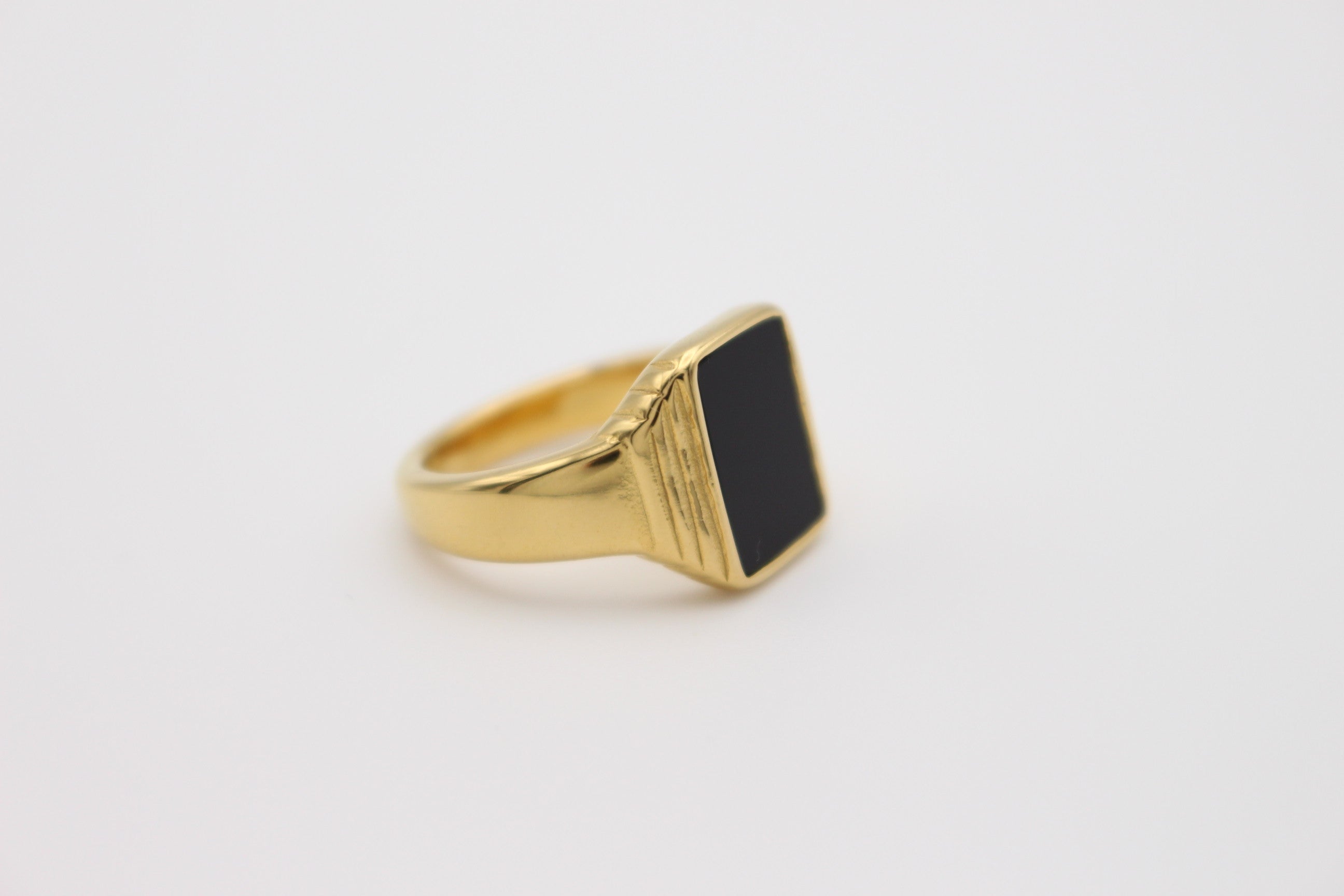 Astor Ring