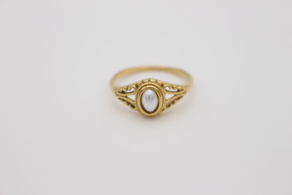 Astoria Ring