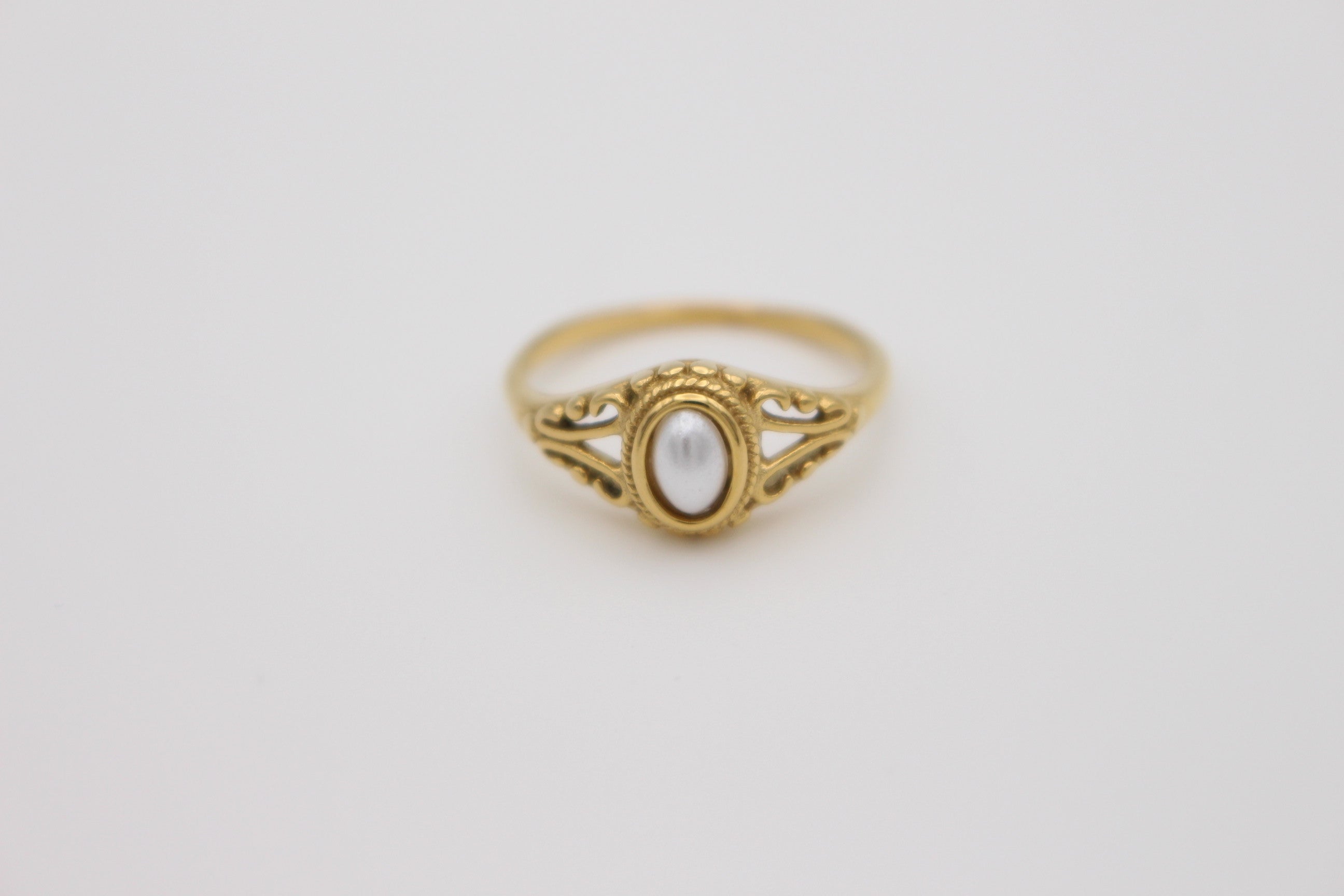 Astoria Ring