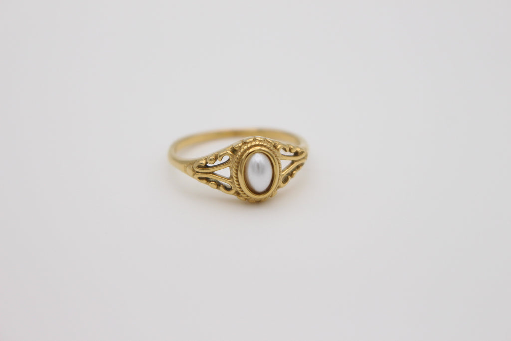 Astoria Ring