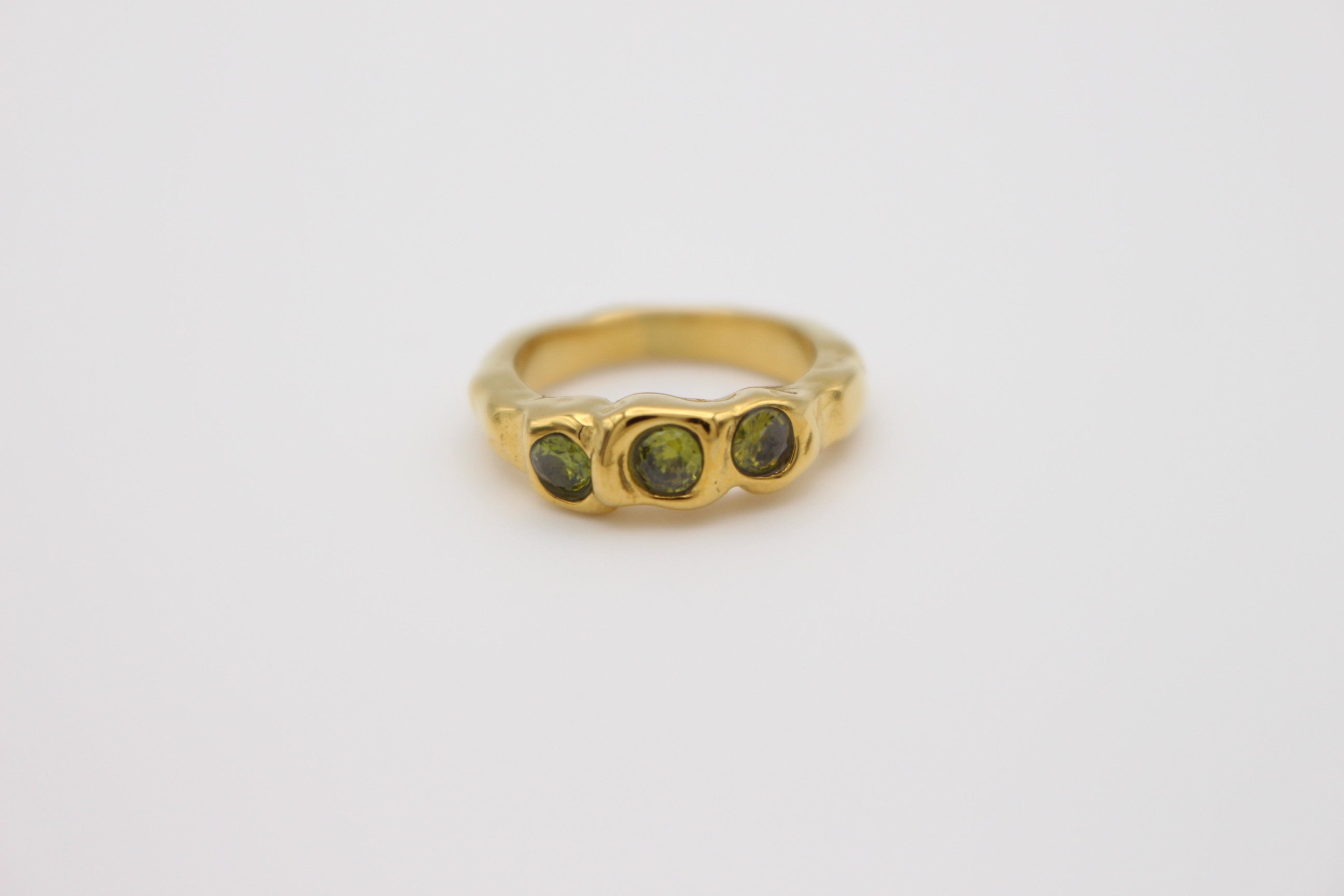 Olina Ring