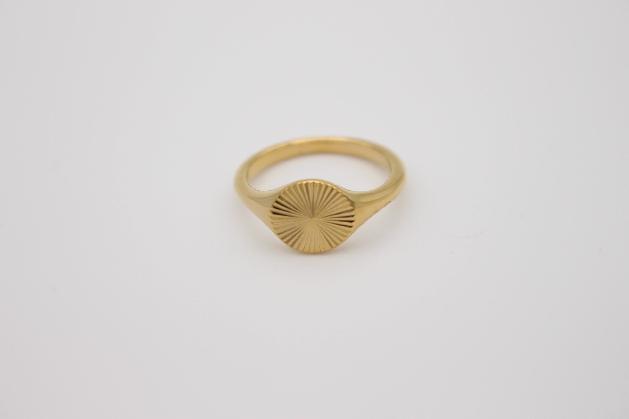 Solis Ring
