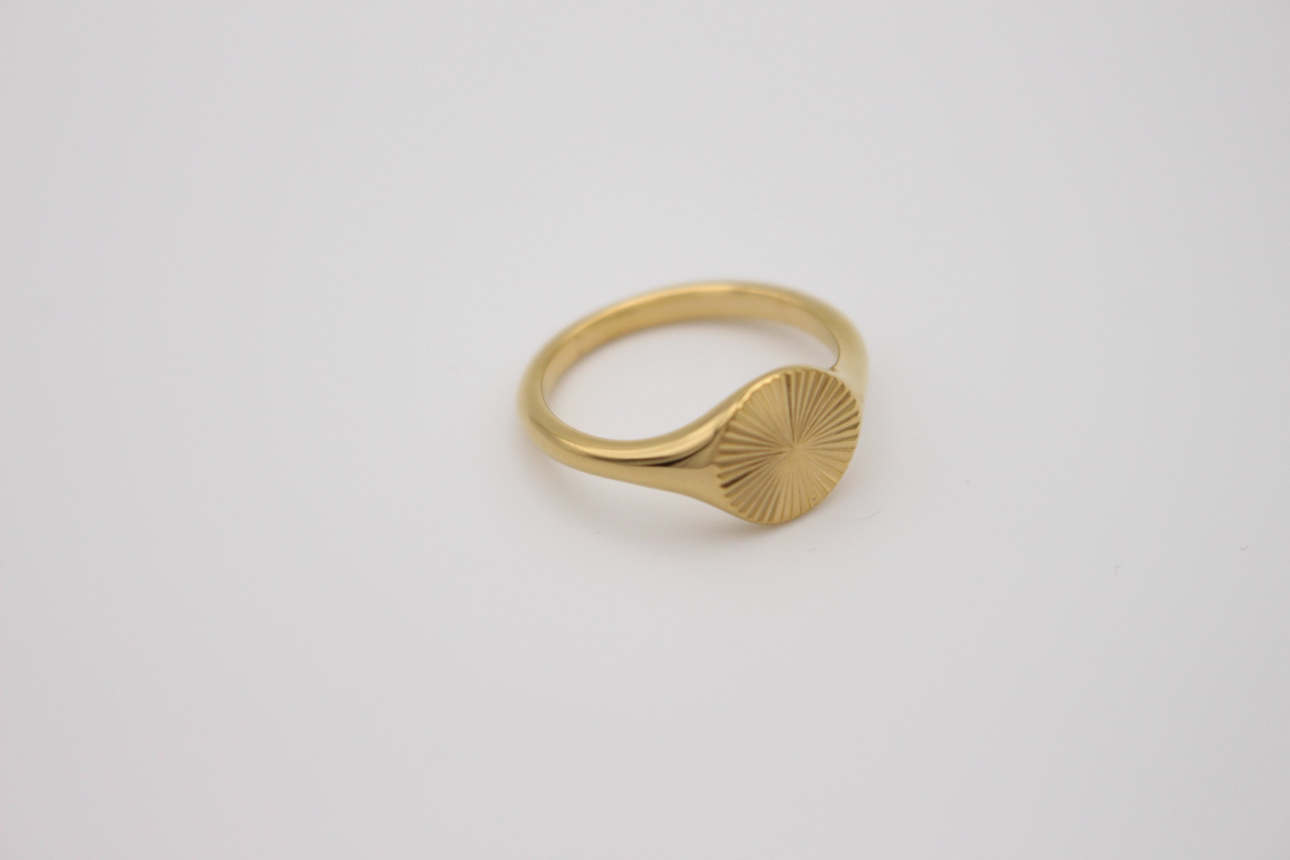 Solis Ring