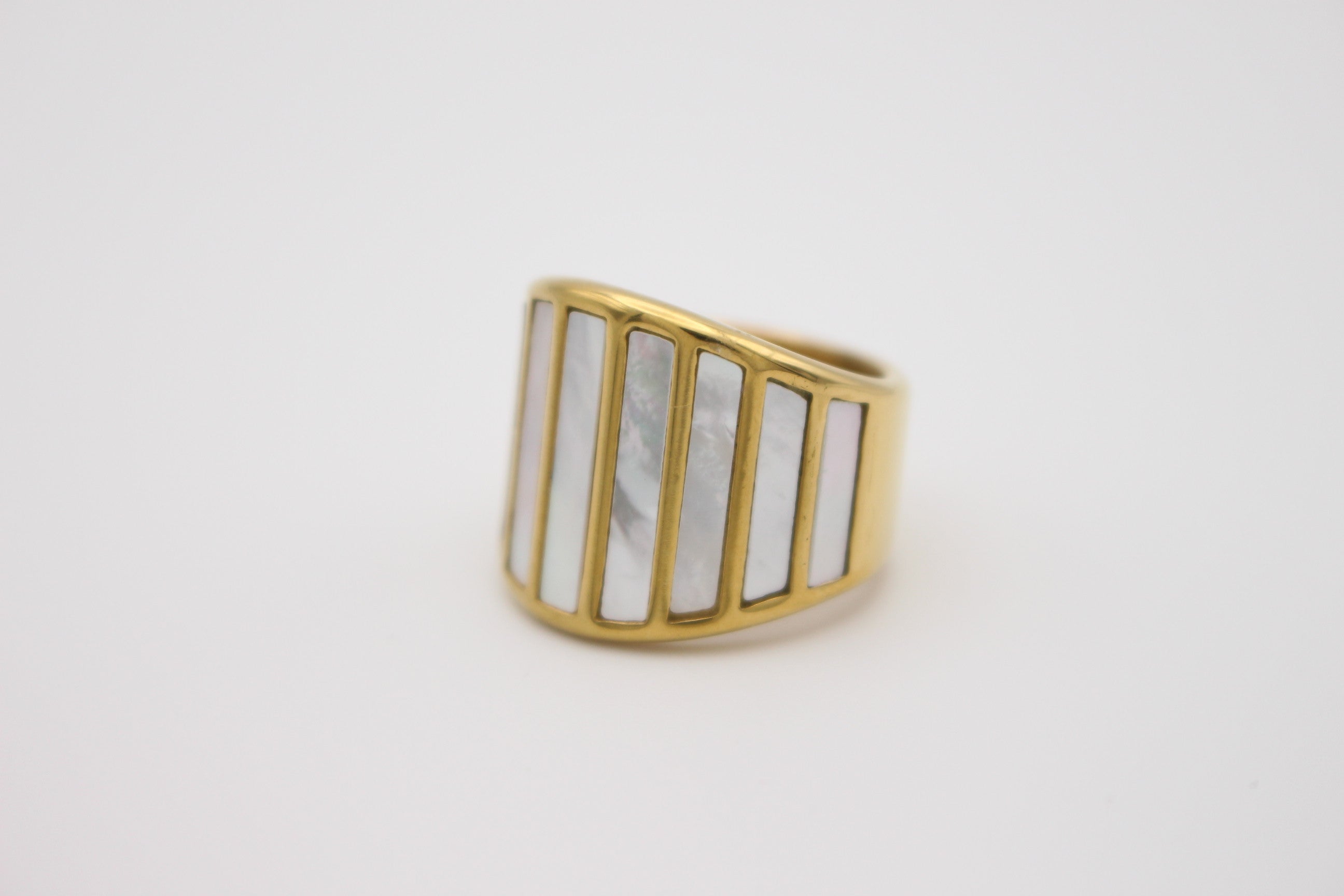 Carlton Ring