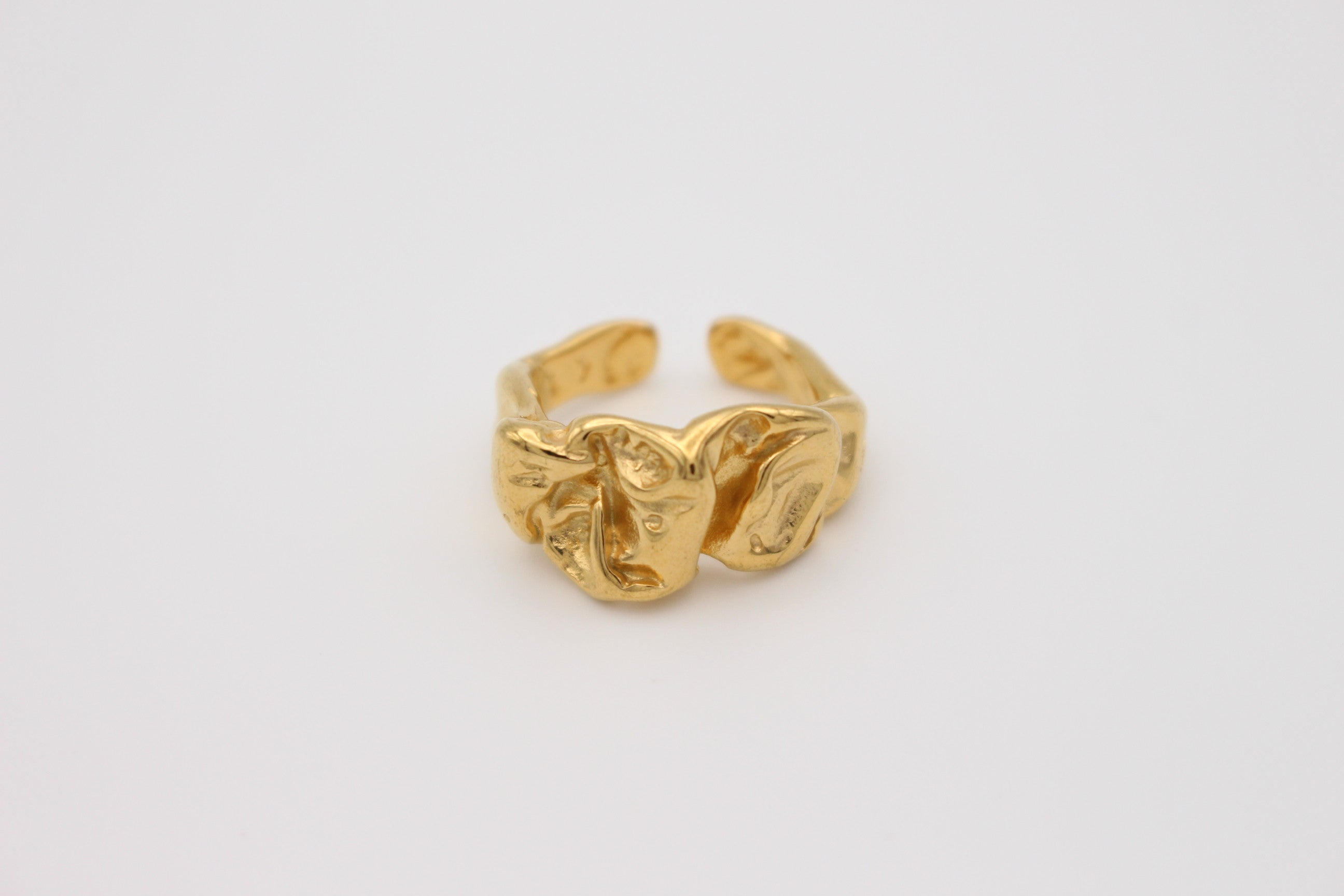 Kaia Ring