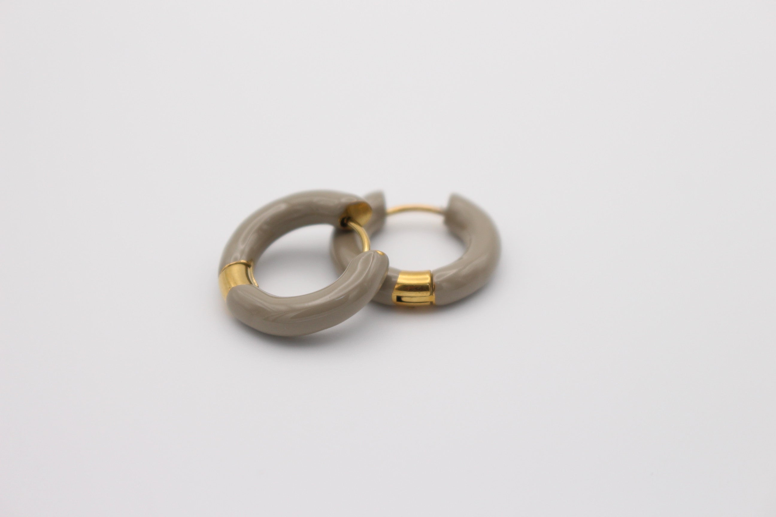 Elia Earrings