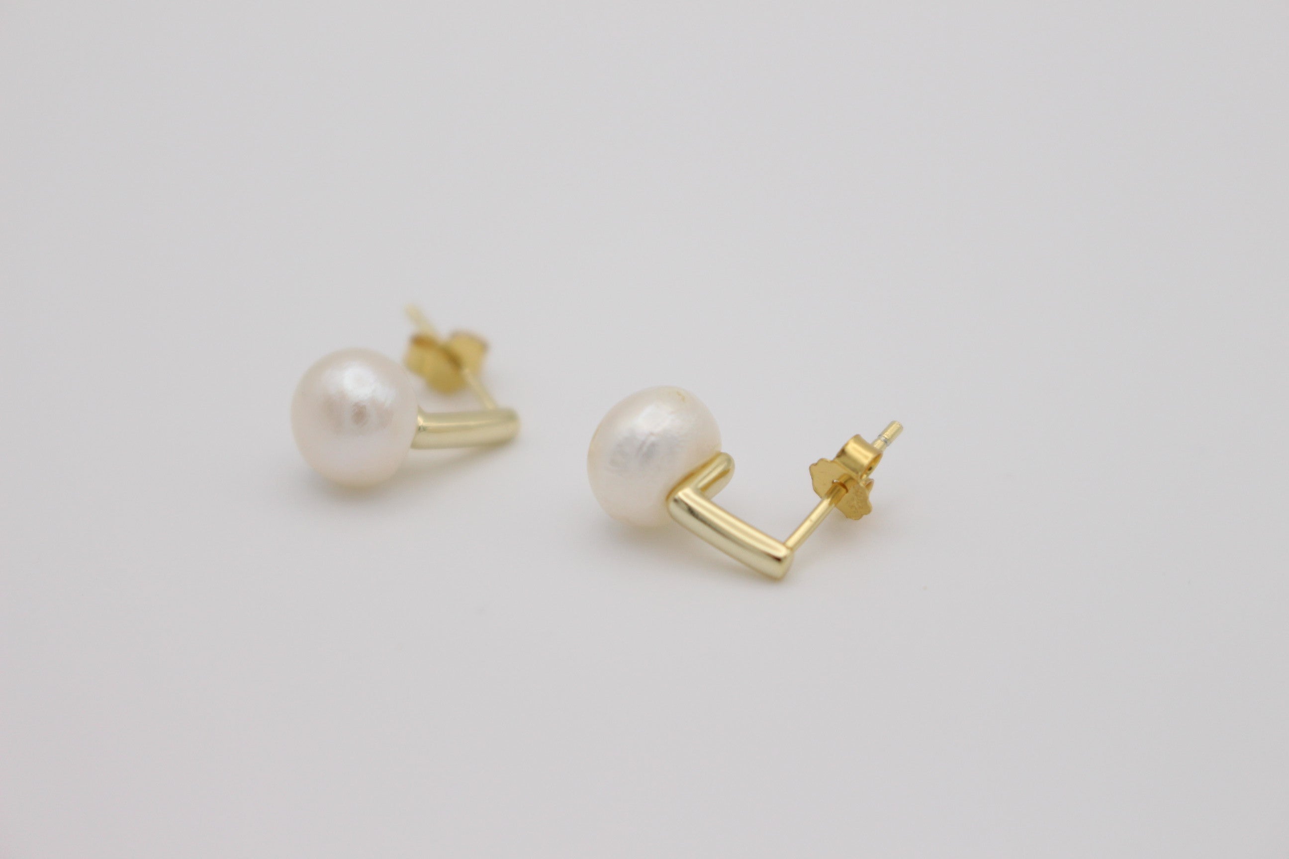 Anaïs Pearl Earrings
