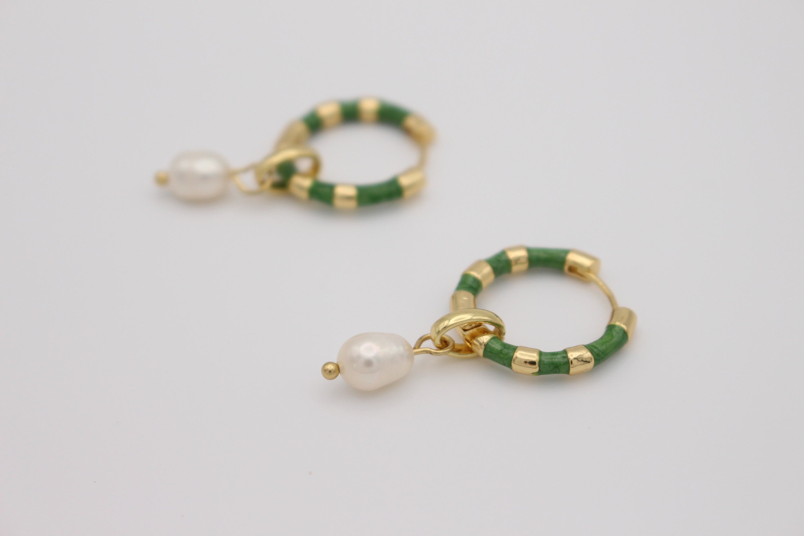 Émeraude Pearl Earrings