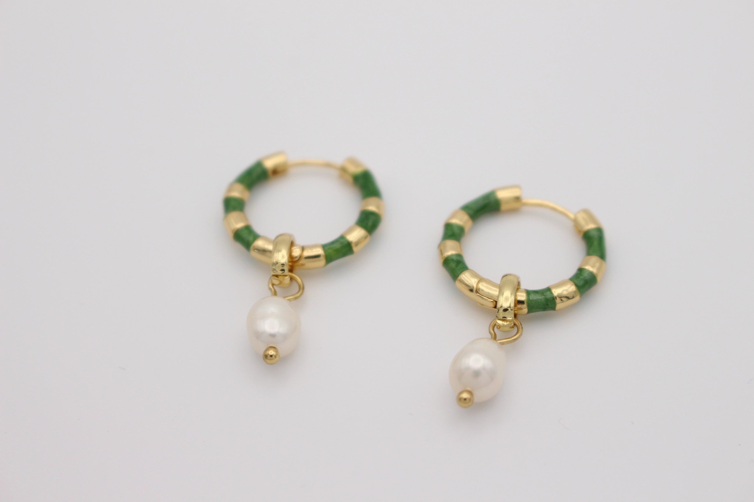 Émeraude Pearl Earrings
