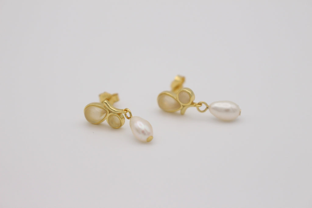 Maëlle Pearl Earrings
