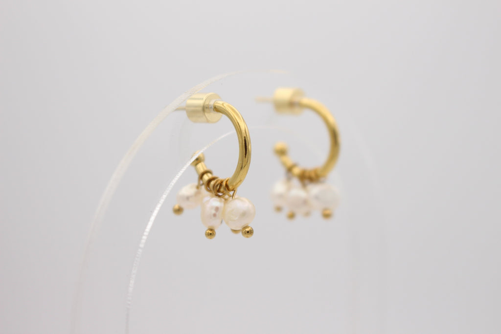Léa Pearl Earrings