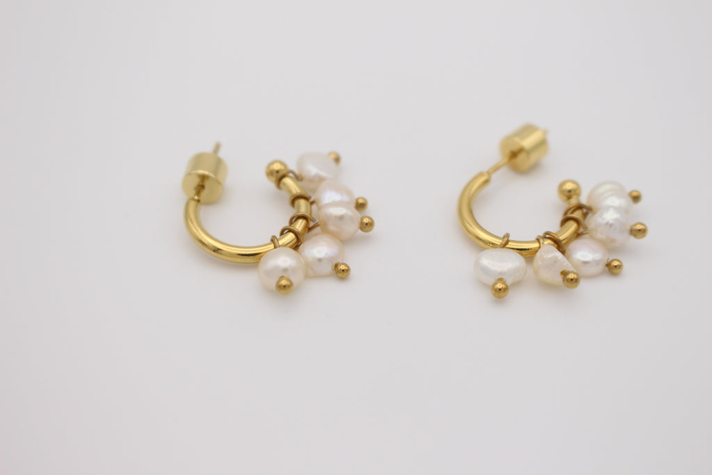 Léa Pearl Earrings