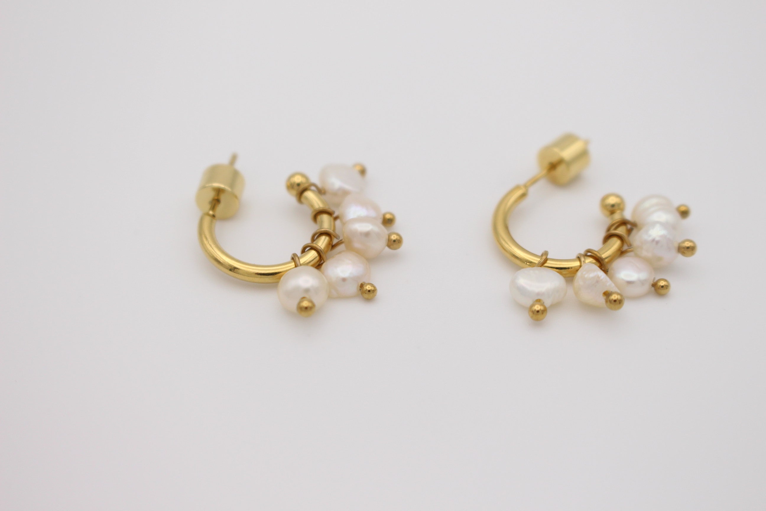 Léa Pearl Earrings