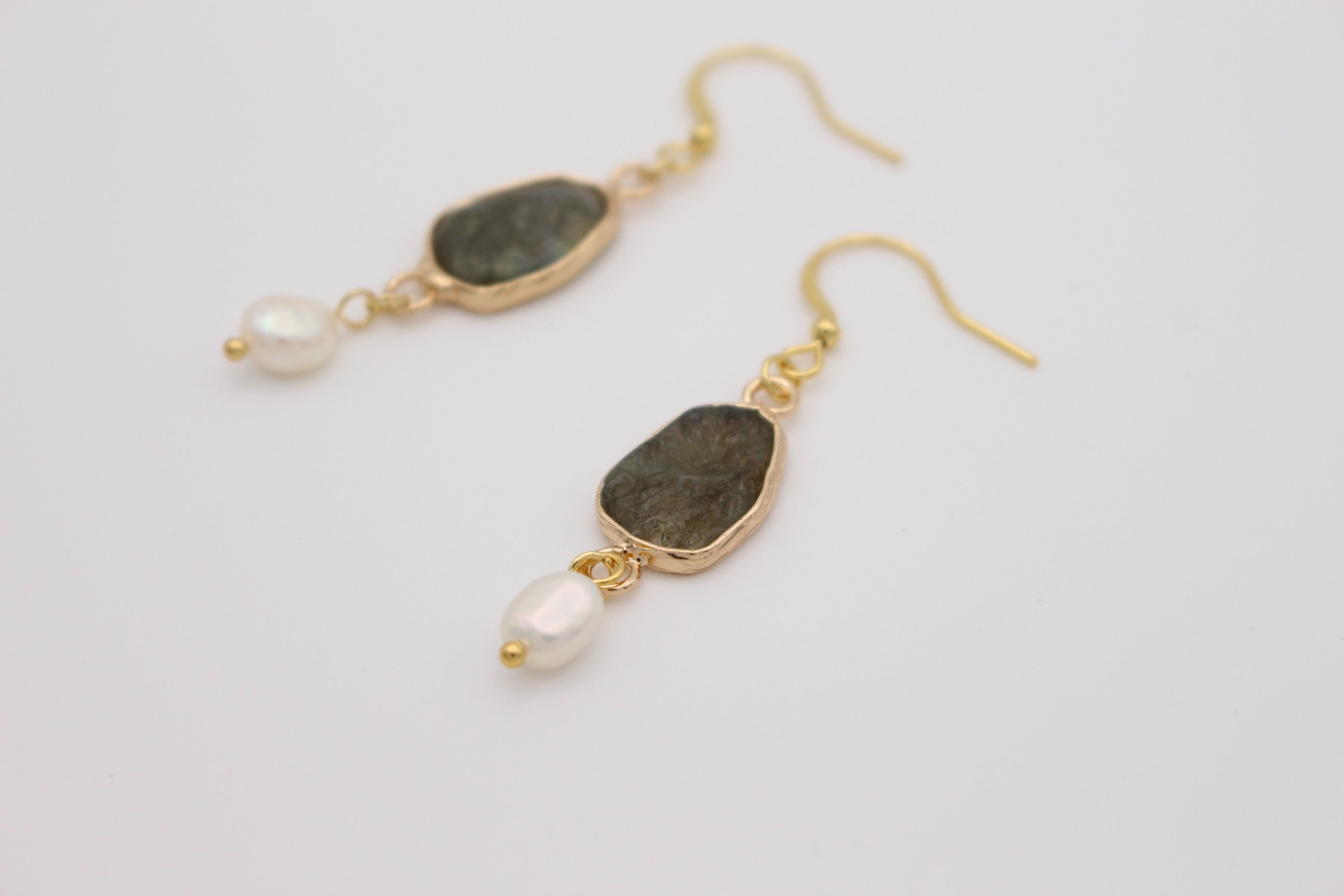 Acacia Earrings