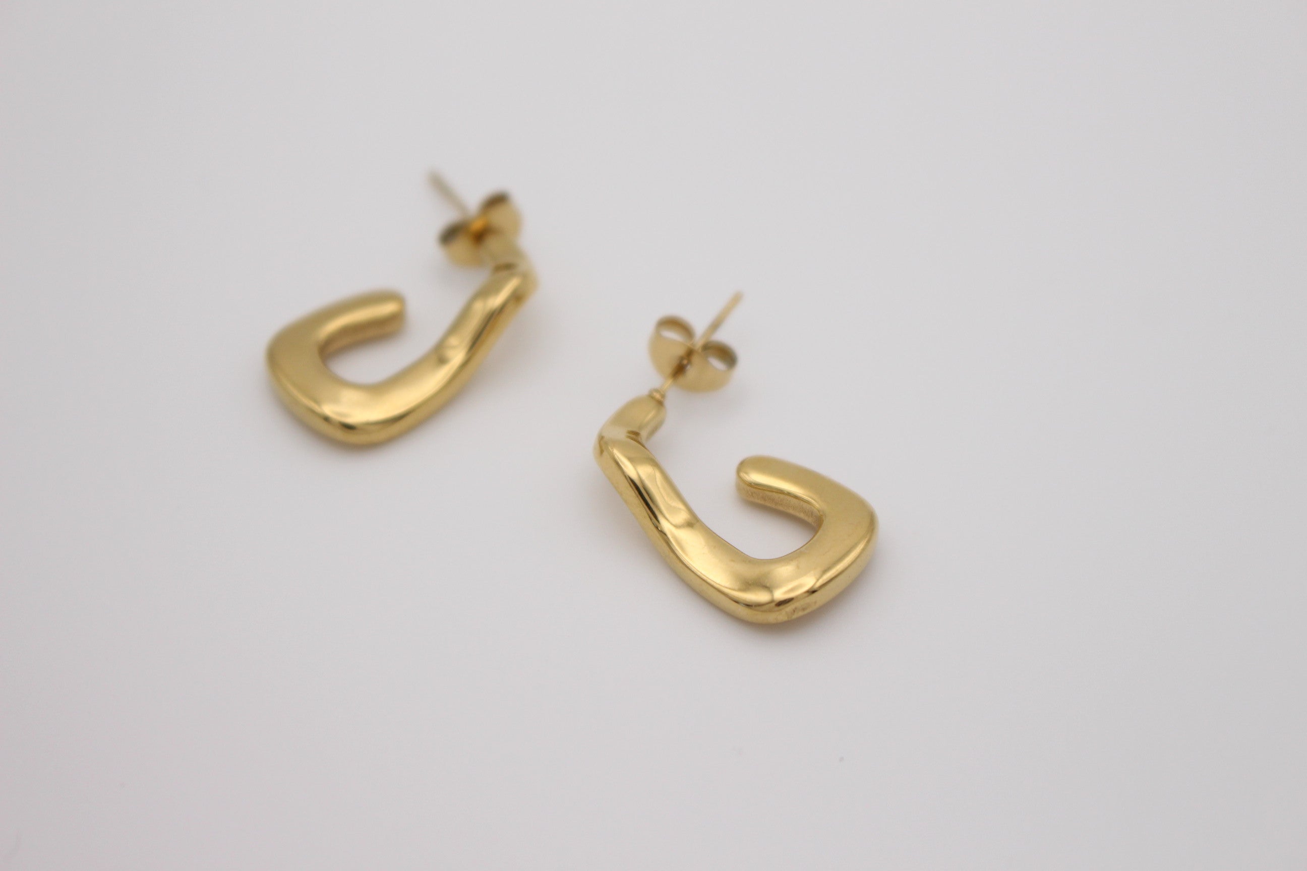 Como Earrings