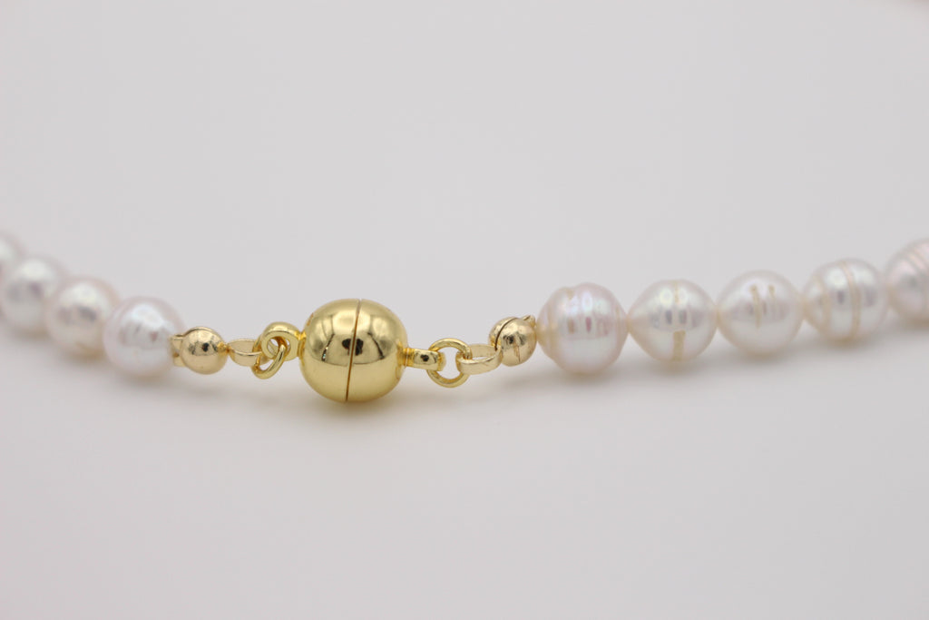 Palais Pearl Necklace