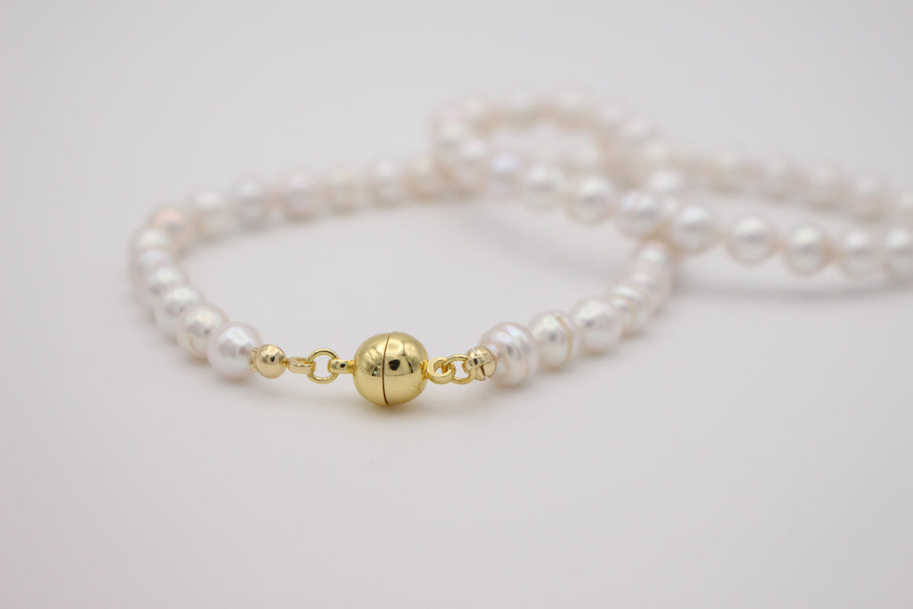 Palais Pearl Necklace