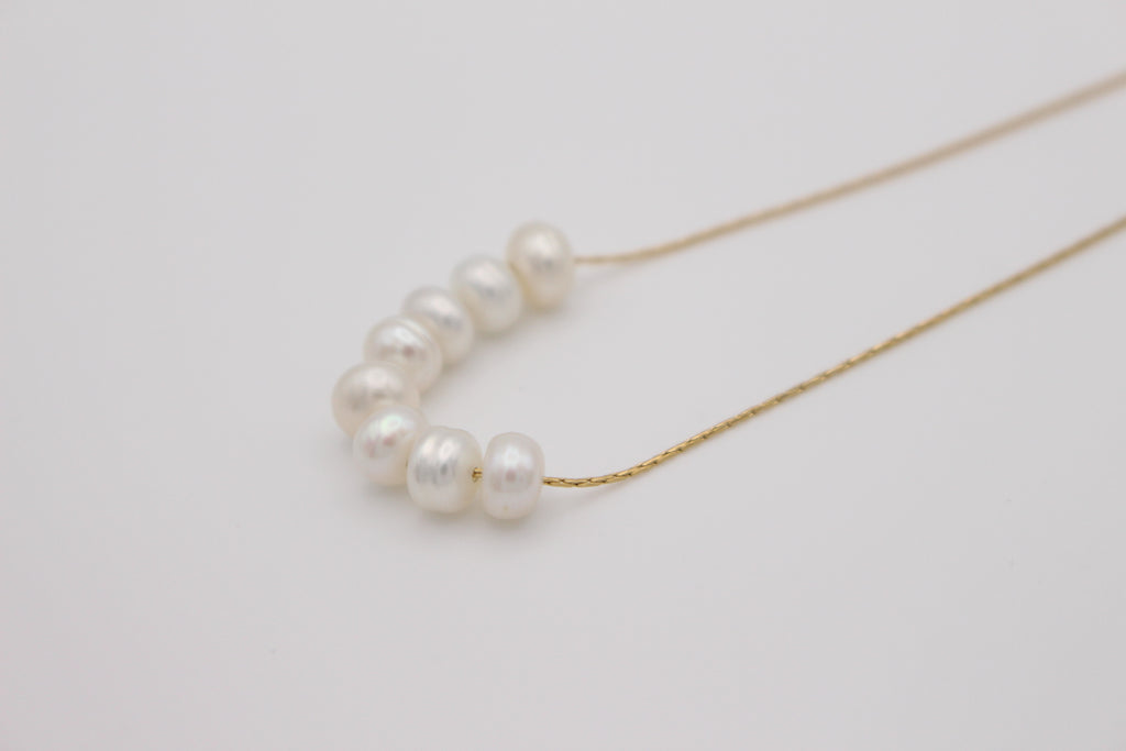 Élodie Pearl Necklace